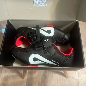 Peloton Women’s Sneakers - Black and Red